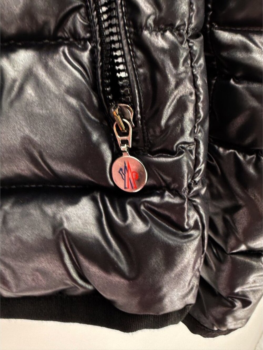 Moncler Celsie PufferJacket Black M - Picture 6 of 12